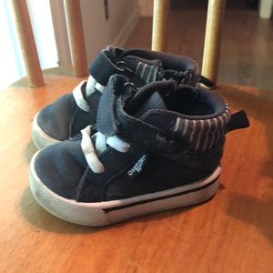 Oshkosh Toddler size 3 high top navy blue sneakers